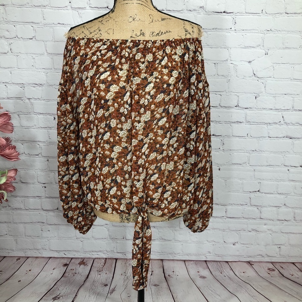BOUTIQUE Floral Off Shoulder Tie Front Boho Blouse - Picture 10 of 12